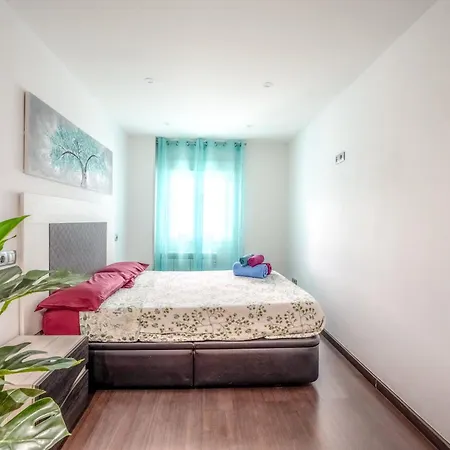 Apartment Nuevo 8 Minutos Ayuntamiento, 10 Catedral, Wifi Oviedo