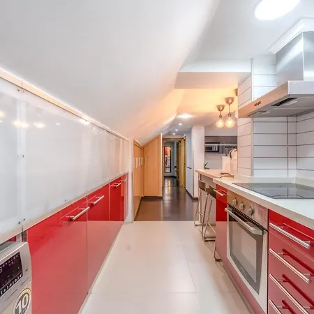 Apartment Nuevo 8 Minutos Ayuntamiento, 10 Catedral, Wifi Oviedo