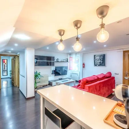 Nuevo 8 Minutos Ayuntamiento, 10 Catedral, Wifi Apartment