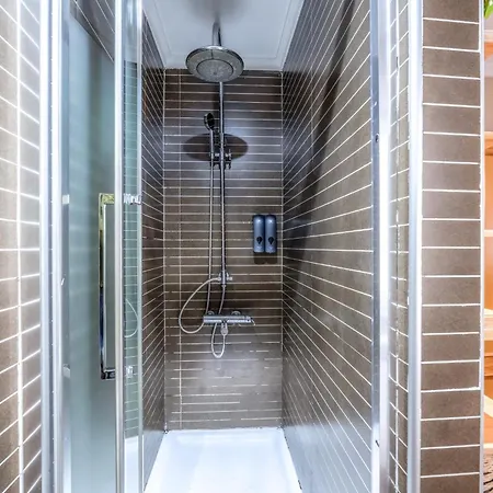 Nuevo 8 Minutos Ayuntamiento, 10 Catedral, Wifi Apartment *
